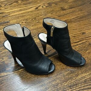 Louise et Cie peep toe heels 7.5